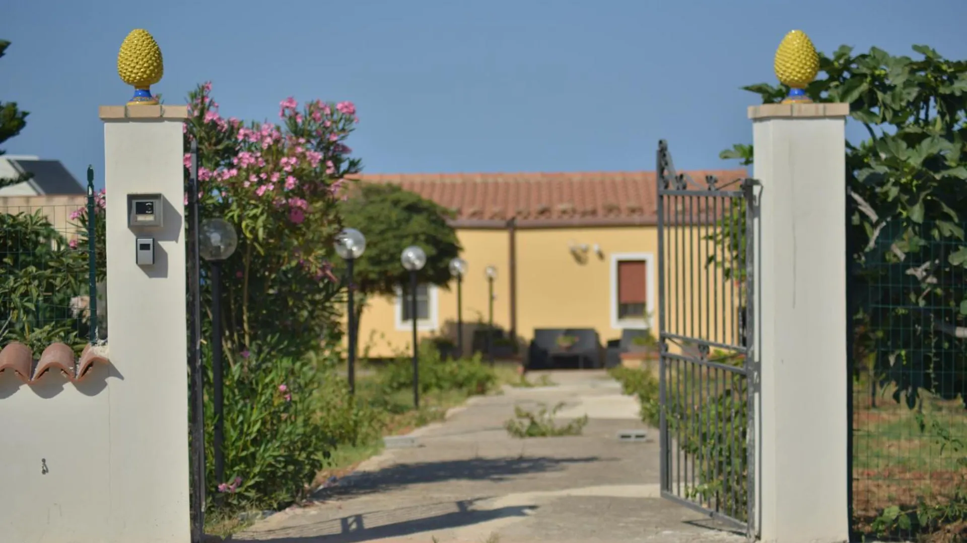 Holiday home Donna Pulina Holidays Pollina Italy